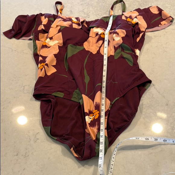 Evri Floral One Piece Swimsuit, removable straps size 2X - Picture 7 of 8